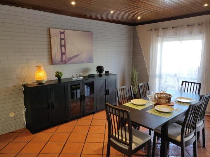 Guestready - Charming Accents Near The Beach Apartment Сесимбра Екстериор снимка