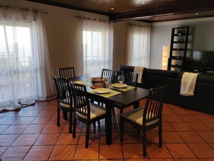 Guestready - Charming Accents Near The Beach Apartment Сесимбра Екстериор снимка